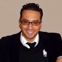 Darius V. Echeverría